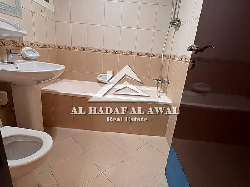 37 aea1dddf-879b-4b8a-afae-6739b0ca9a84. jpg