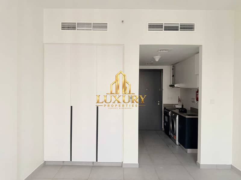 5 Charming Garden View Studio Apartment | Aljada