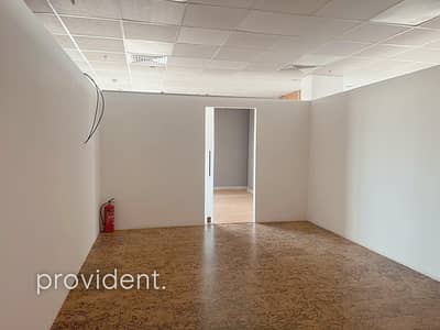 Office para en Alquiler en Dubai Investments Park (DIP), Dubai - Oficina en Dubai Investments Park (DIP)，Schon Business Park, 190000 AED - 16864663