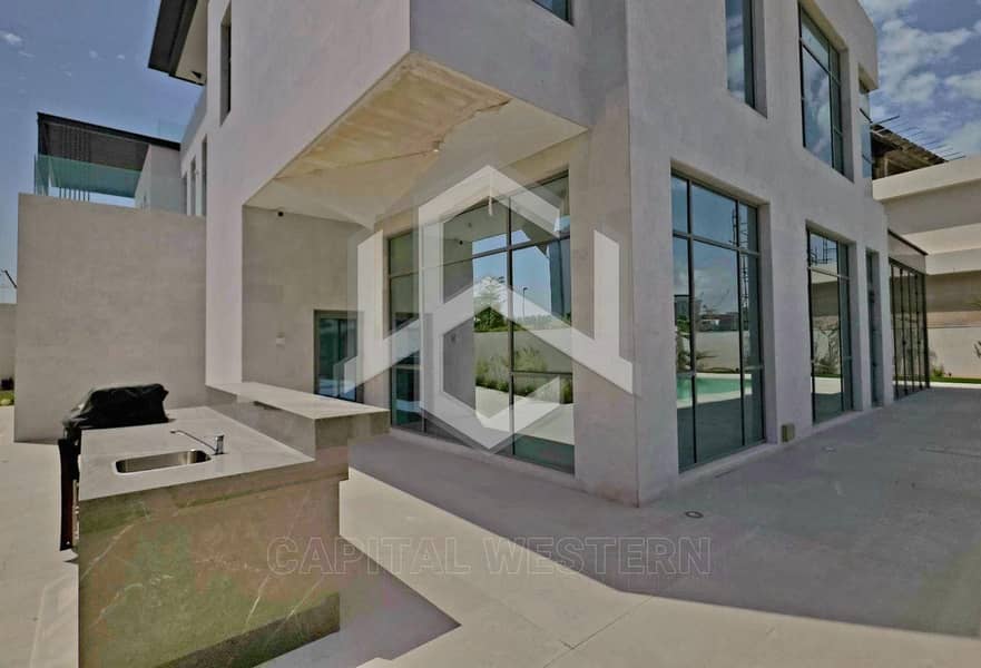 12 Luxurious 7BR+Maid's+Driver | Pool | Garden