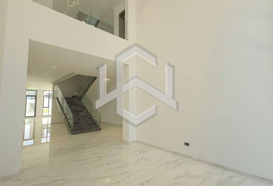 14 Luxurious 7BR+Maid's+Driver | Pool | Garden