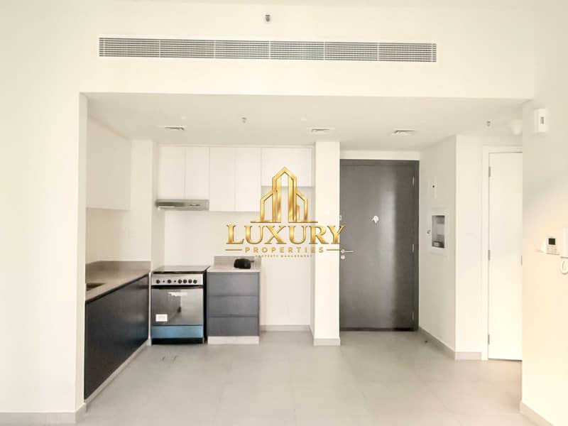 4 Modern 1-Bedroom Apartment with Garden View | Aljada