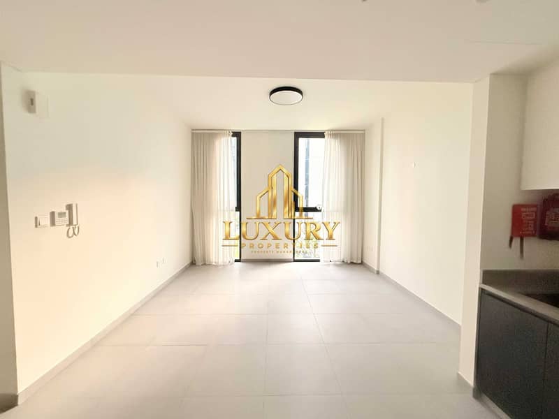 7 Modern 1-Bedroom Apartment with Garden View | Aljada