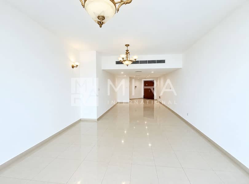 2 Elegant Empty Modern Apartment Interior