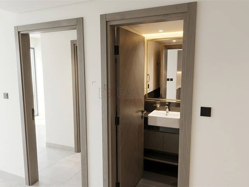 9 Image 9