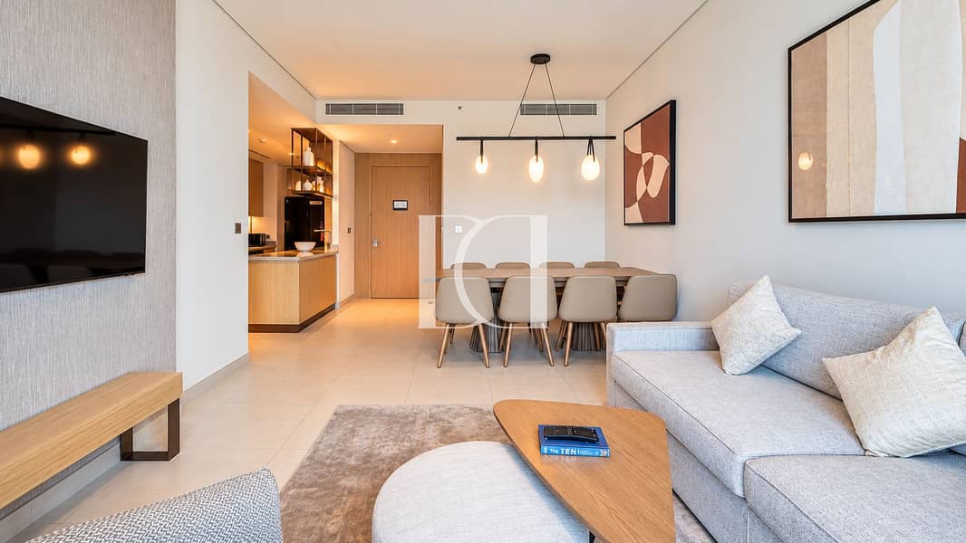 5 Modern Minimalist Open-Plan Interior. png