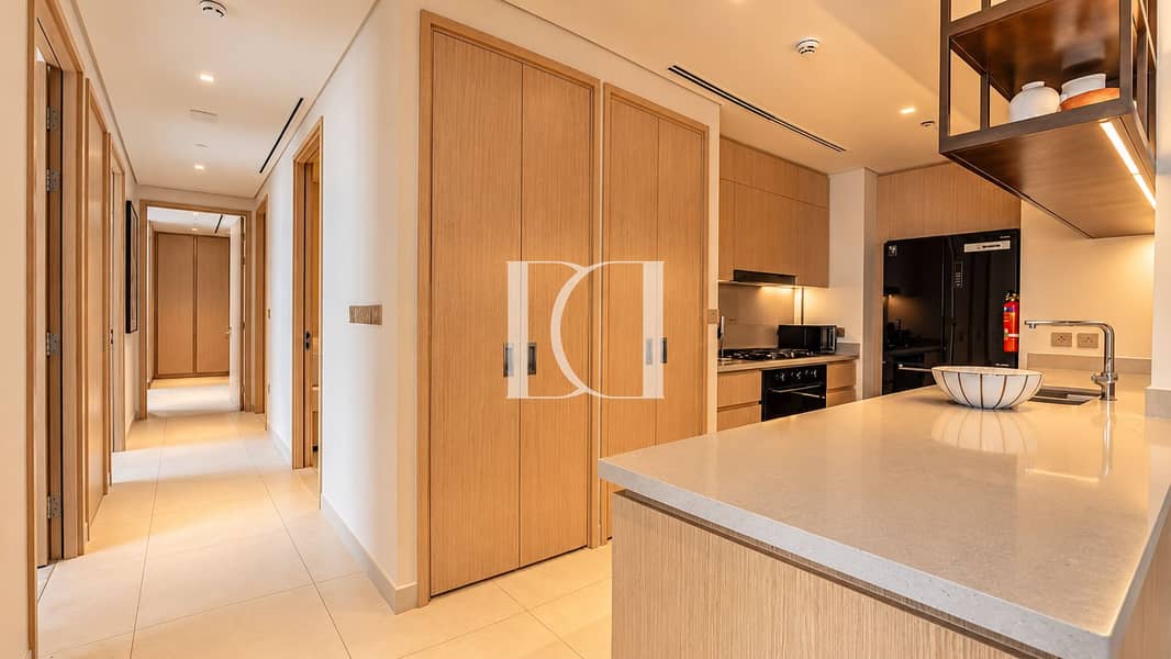 6 Warm Modern Apartment Corridor and Kitchen. png