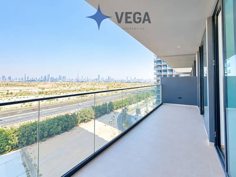 4 Modern Balcony Overlooking Desert City. png