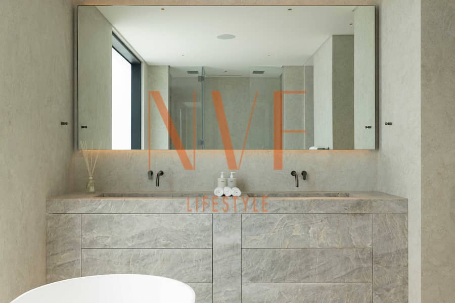 16 JumeirahIslands_MasterBedroom_06. jpg