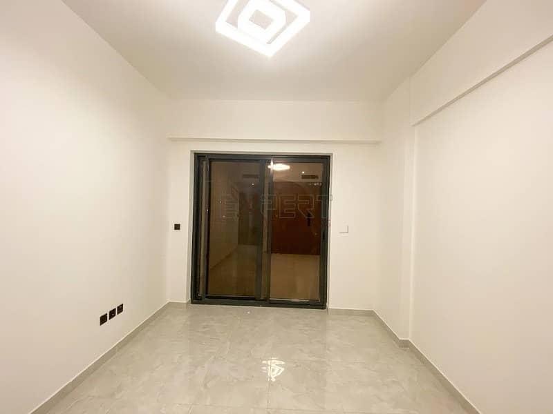 9 Image 9