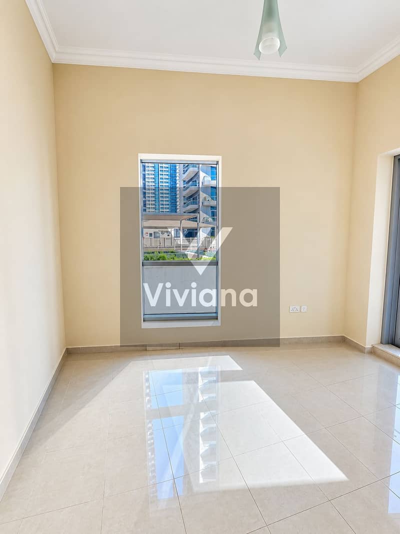 7 Bright Minimal Room with City Views. png