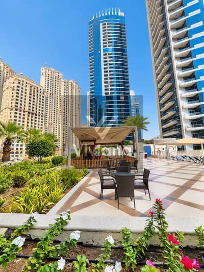 فلیٹ 1 غرفة نوم للايجار في دبي مارينا، دبي - Sunny Urban Plaza with Towering Skyscrapers. png فلیٹ 1 غرفة نوم للايجار في دبي مارينا، دبي - Sunny Urban Plaza with Towering Skyscrapers. png