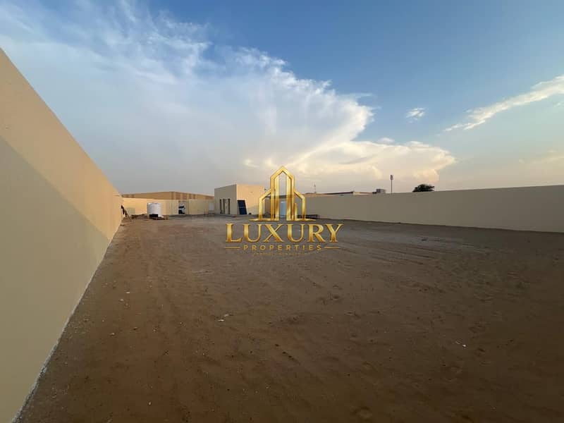 2 17,000 Sq. Ft. Yard for Rent in Al Sajaa, Sharjah | Main Road | AED 200K