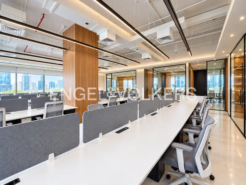 E&V Exclusive | Ultra-Luxury | Upgraded Furniture | Burj Views