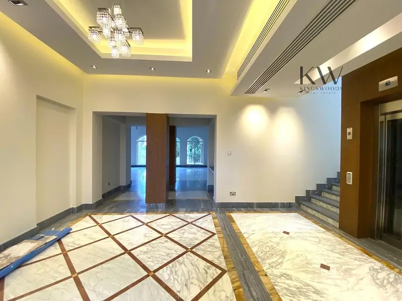 Luxury Golfside Living