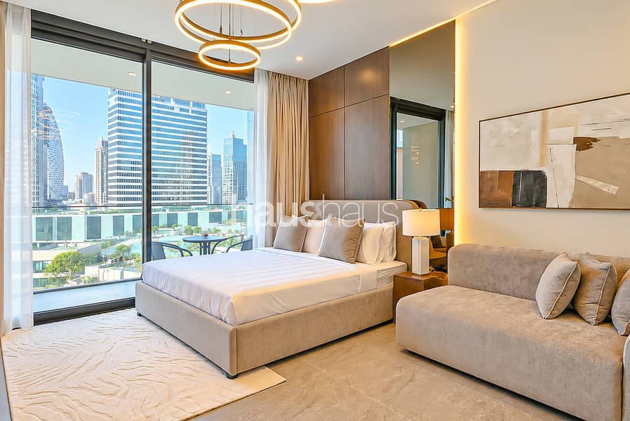 Brand new | Upgraded | Motivated landlord Brand new | Upgraded | Motivated landlord