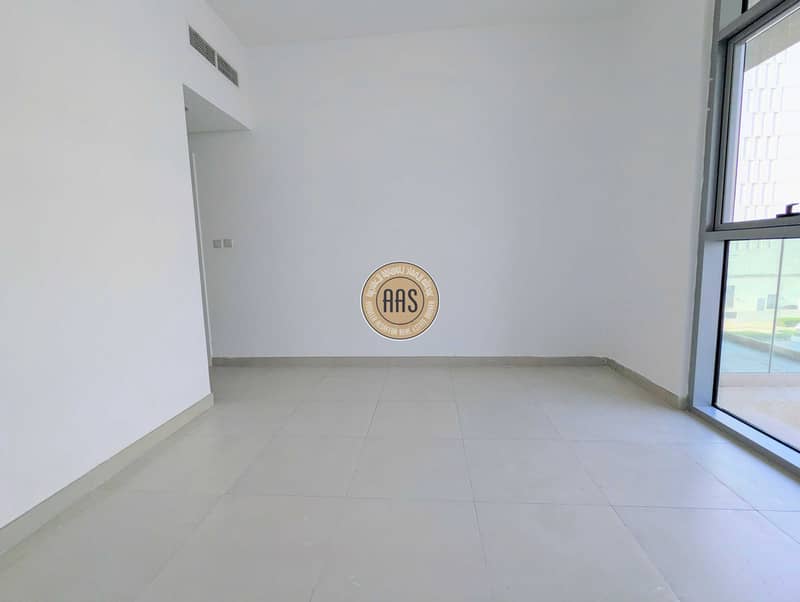 8 115803. jpg