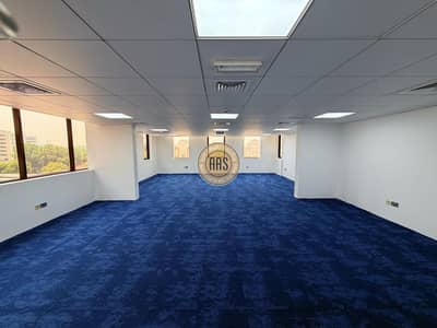 Office te Huur in Dubai Investments Park (DIP), Dubai - 169700. jpg