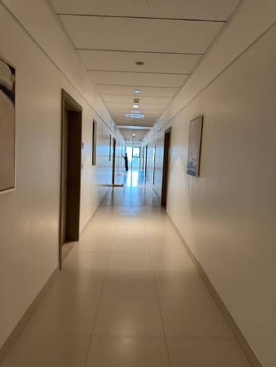 1 Bedroom Apartment for Rent in Al Khan, Sharjah - WhatsApp Image 2026-10-27 at 7.34. 53 PM. jpeg
