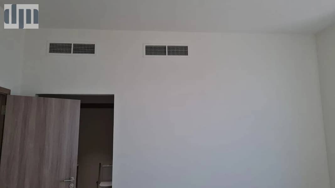 6 Image 6
