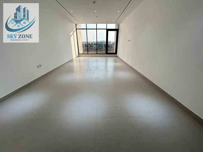 BREND NEW SPACIOUS 3 BEDROOM AND MADE ROOM/ AND BIG CLOSSED KITCHAN AND PARKING NEAR TO NEW LAND SCHOOL/ AND NEAR TO THE MOSQUE/ 120k