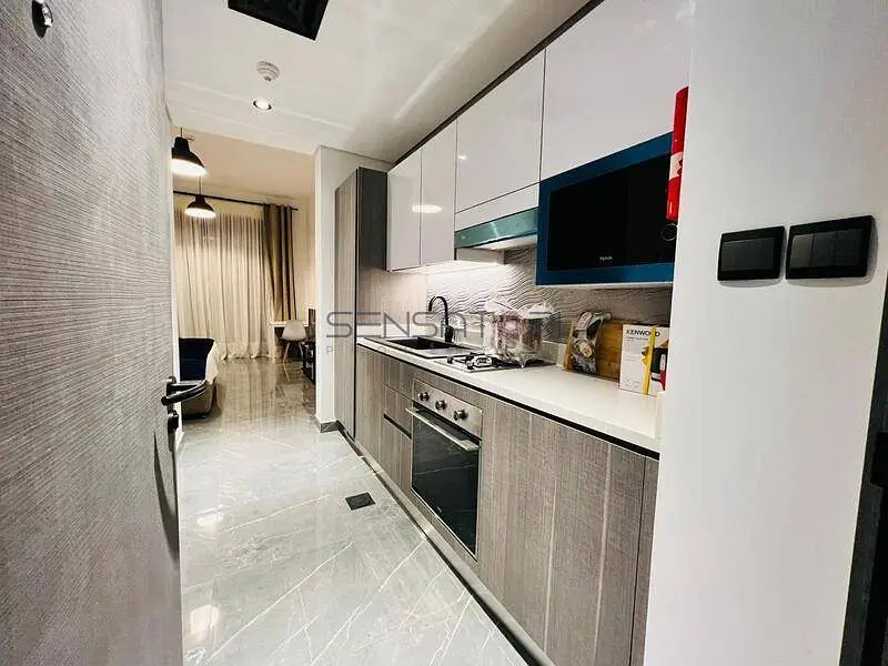 STYLISH FURNISHED | VACANT | PRIME LOCATION