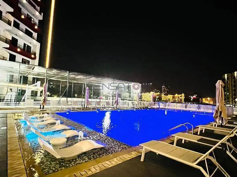 STYLISH FURNISHED | VACANT | PRIME LOCATION