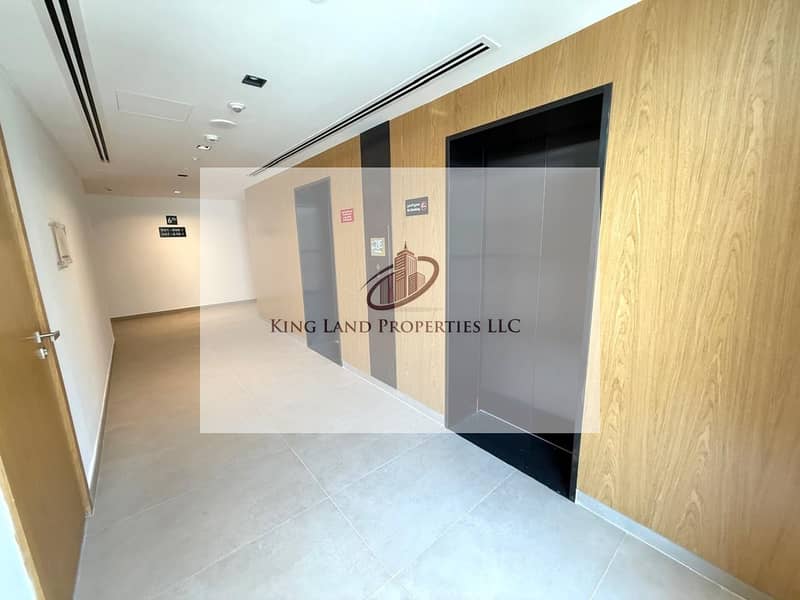 19 f2fbf27d-b2b4-4743-8f42-7adbde90e7ae. jpg