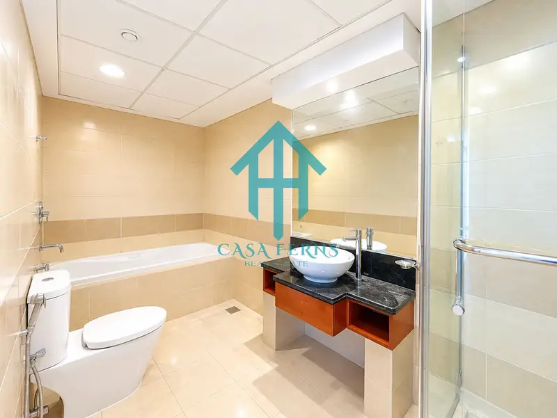 Spacious 2 Beds layout | Direct Access to Avenue Gate | Vacant