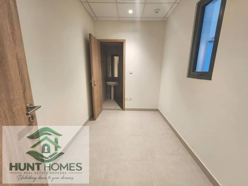 3 Hunt_Homes_Bright_White_04. jpg