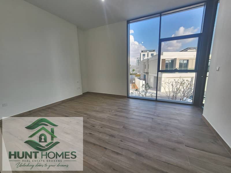4 Hunt_Homes_Bright_White_07. jpg