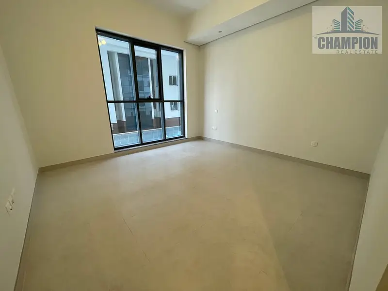 COMPANY STAFF OR BACHELOR 3BHK : RENT 145K : 1 PARKING