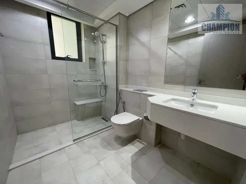 COMPANY STAFF OR BACHELOR 3BHK : RENT 145K : 1 PARKING