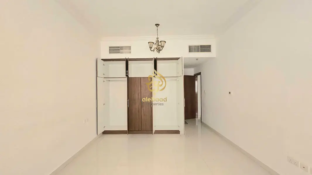 School Zone • Metro • Big Size 2bhk available for Rent • Book Now!