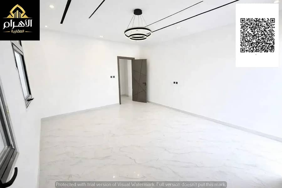 9 875694102-1066x800. webp