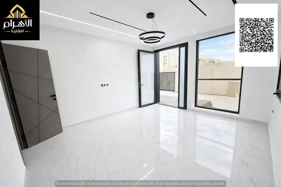 11 875694104-1066x800. webp