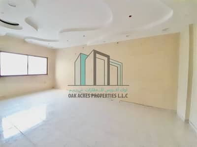 Office in affitto a Deira, Dubai - WhatsApp Image 2026-10-24 at 2.44. 15 PM (3). jpeg Office in affitto a Deira, Dubai - WhatsApp Image 2026-10-24 at 2.44. 15 PM (3). jpeg