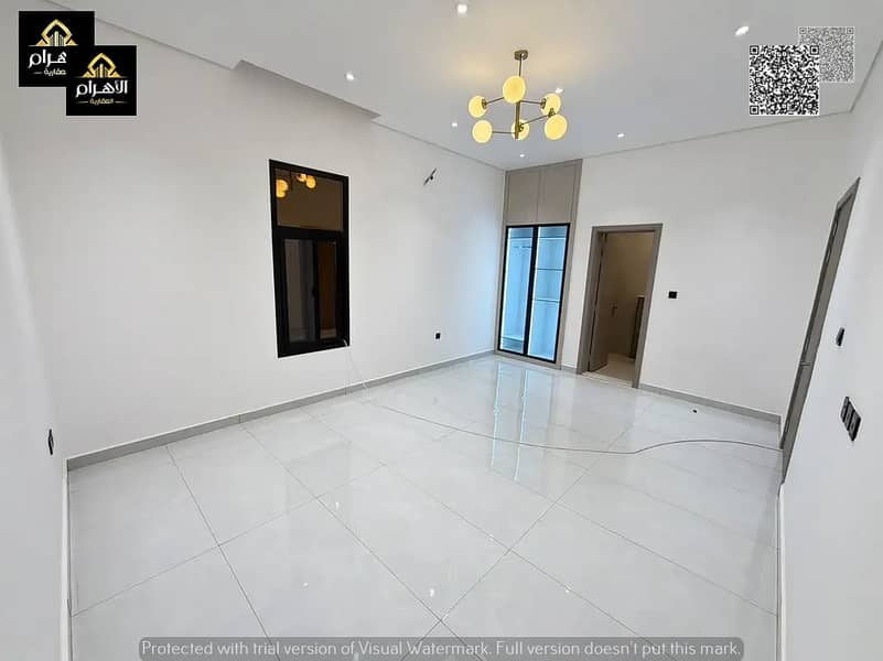 10 875426330-1066x800. webp