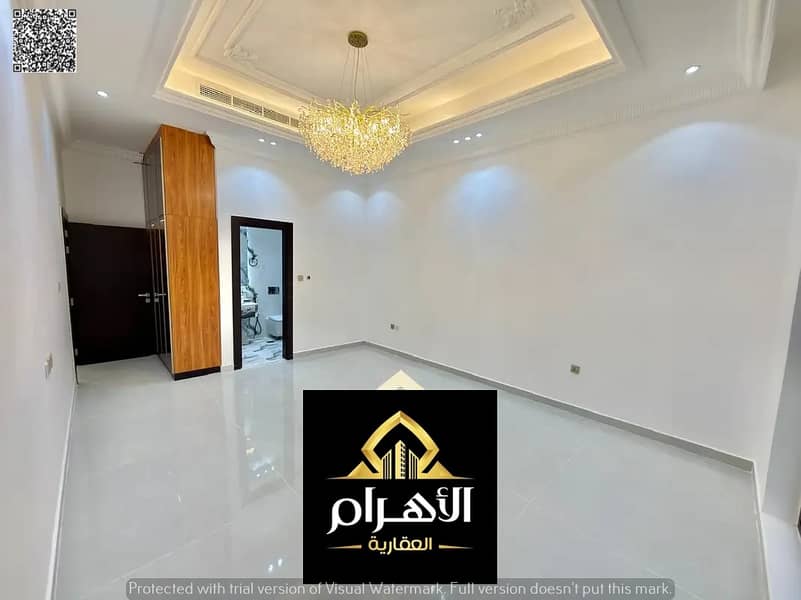 14 874950983-1066x800. webp