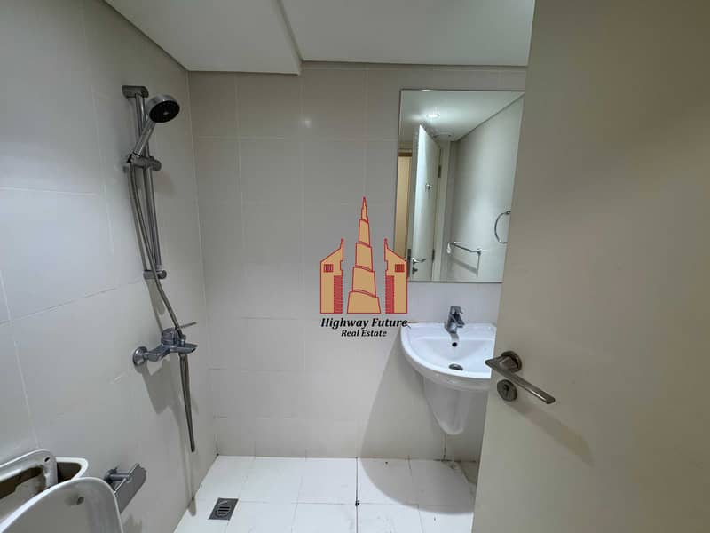 6 55049. jpg