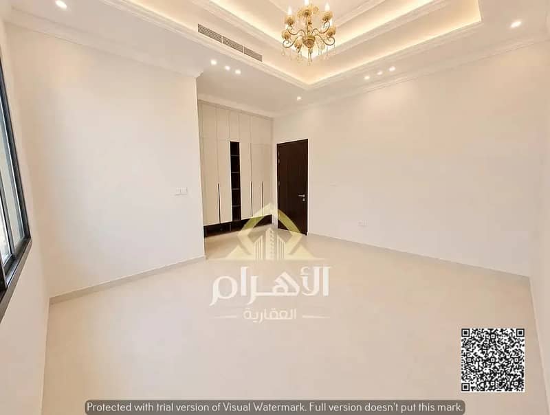 6 868248883-1066x800. webp