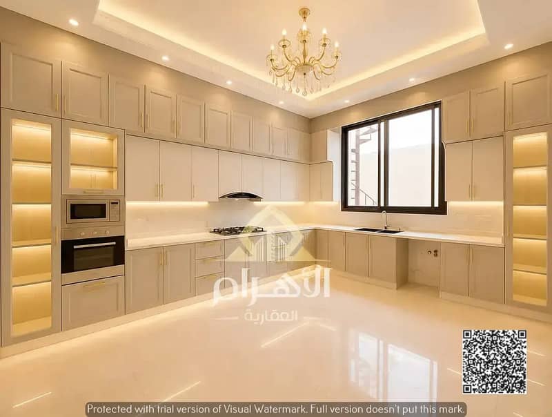 22 868248899-1066x800. webp