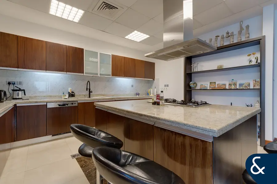 Exclusive | Furnished 5 Bed | Marina View