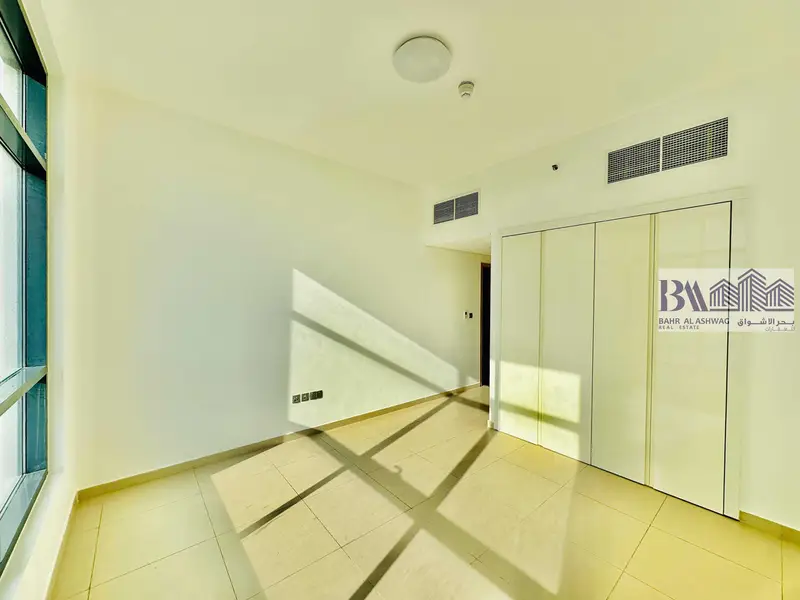 Pay Monthly I First Class Premium Unit I Near-Metro