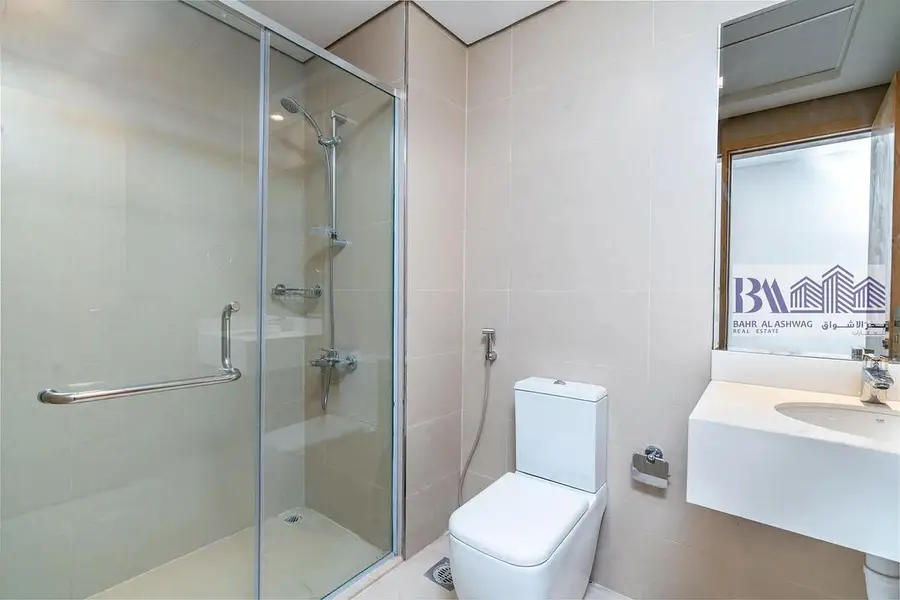 Pay Monthly I First Class Premium Unit I Near-Metro