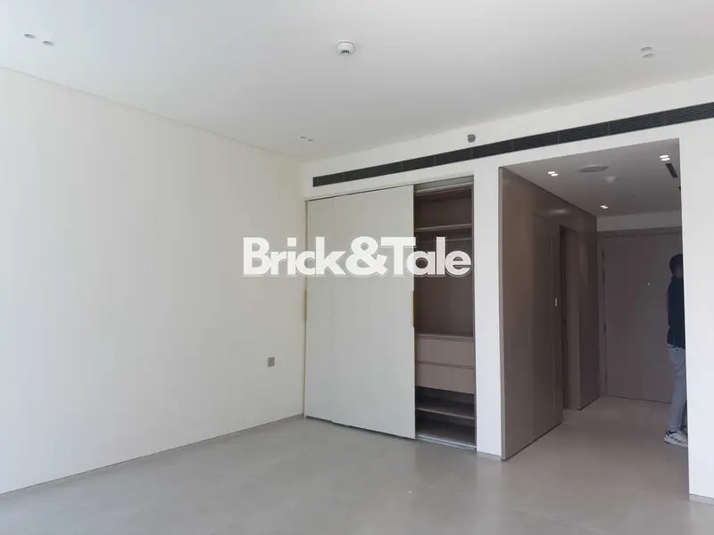 Monthly Payment | 8K Including all bills | Burj Khalifa View | 10 Min to Downtown