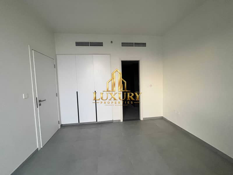 5 Spacious 1 BHK for Rent in Boulevard Aljada | 800 Sq. Ft. | AED 50K | 4 Cheques