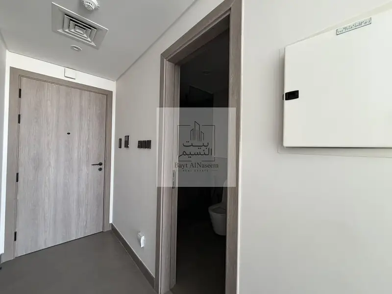 Pool View | Furnishing Options | Vacant