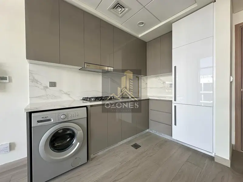12 Cheques, Two Bath, Ready To Move In