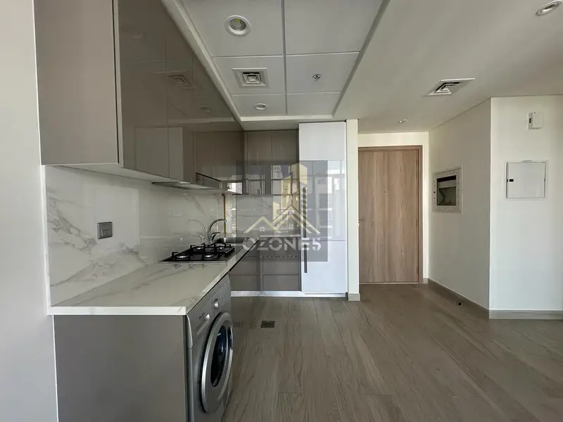 12 Cheques, Two Bath, Ready To Move In